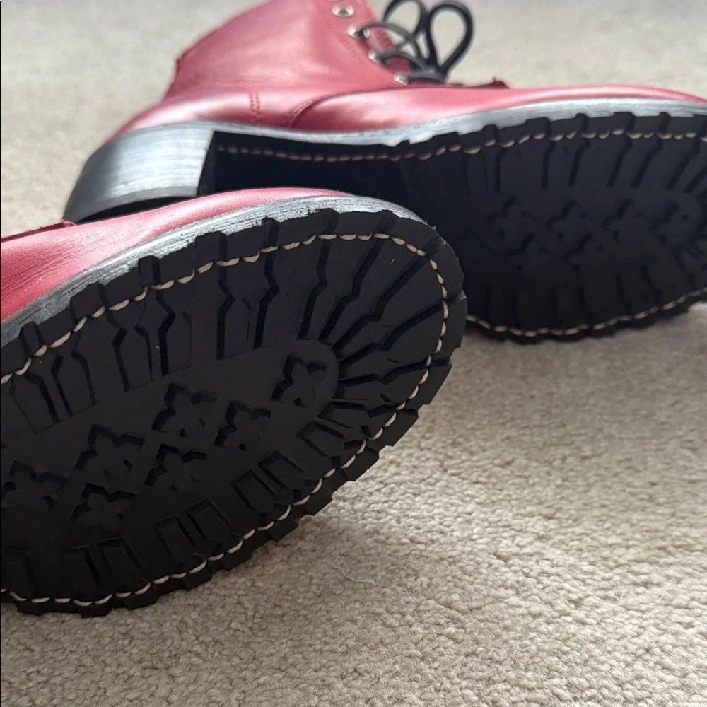 Frye rare Red Leather Women's Boots - Picture 5 of 7